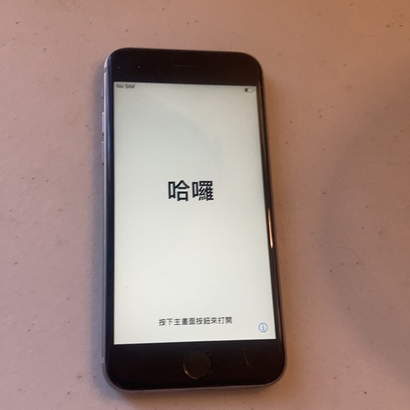 iPhone 6 Plus unlocked - Picture 7 of 12